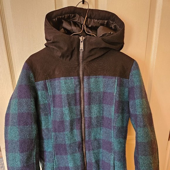 Sold - Picture 1 of 1